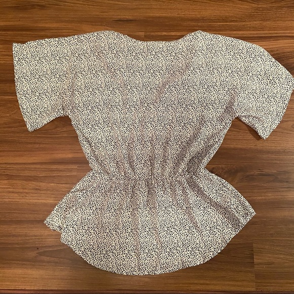 Sienna Sky | Dalmatian peplum top - Picture 4 of 4